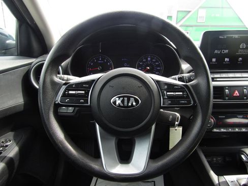 Used 2019 Kia Forte LXS FWD image 14