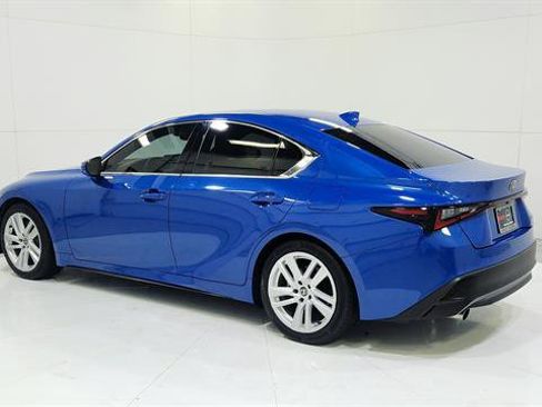 Used 2023 Lexus IS 300 w/ Comfort Package image 6