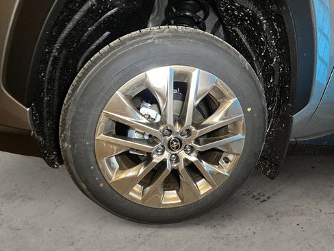 New 2025 Toyota RAV4 Limited image 14