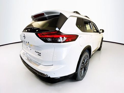 New 2026 Nissan Rogue Platinum image 5