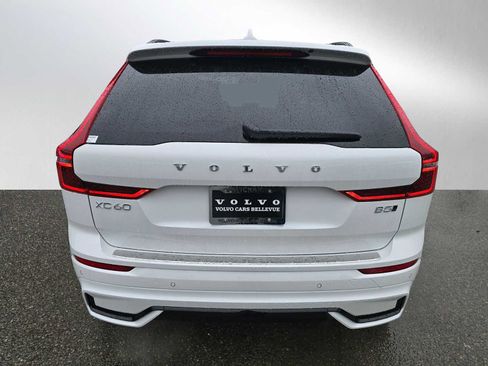 New 2026 Volvo XC60 B5 Plus w/ Climate Package image 4