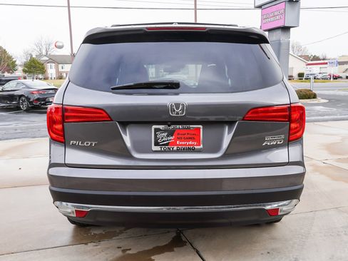 Used 2016 Honda Pilot Touring image 7