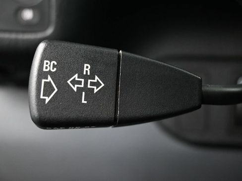Used 1995 BMW M3 Coupe RWD image 25