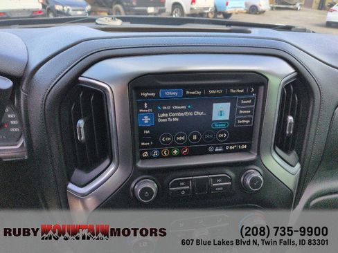Used 2020 Chevrolet Silverado 1500 LT Trail Boss image 19