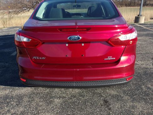 Used 2014 Ford Focus SE w/ SE Winter Package image 33