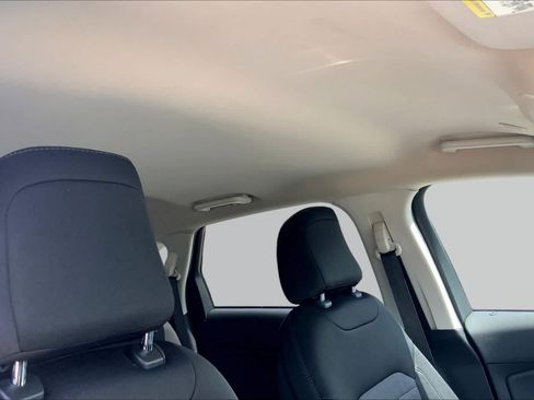 Certified 2022 Ford Edge SE w/ Black Appearance Package AWD/4WD image 14