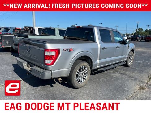 Used 2021 Ford F150 XL w/ STX Appearance Package RWD image 4