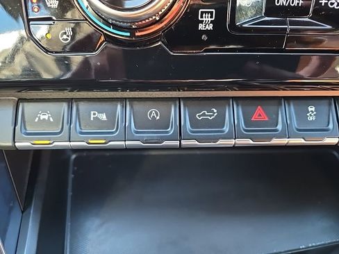 Used 2025 GMC Sierra 1500 Denali Ultimate image 28