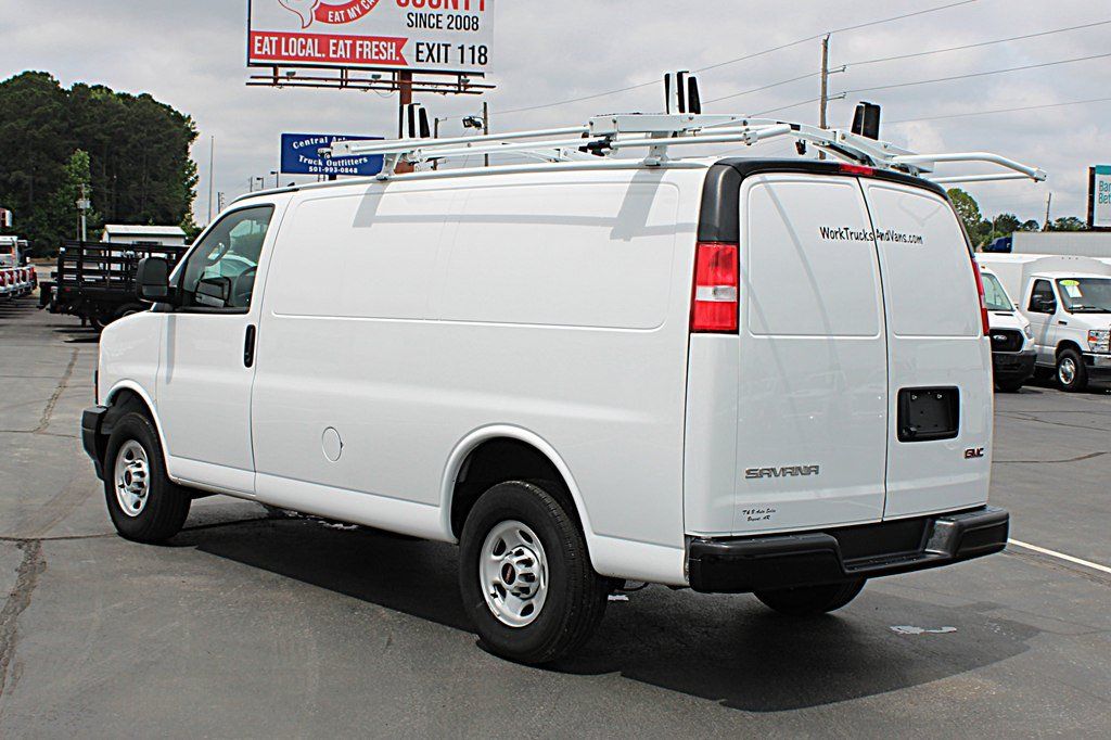 Used 2024 GMC Savana 2500 w/ Driver Convenience Package RWD image 4