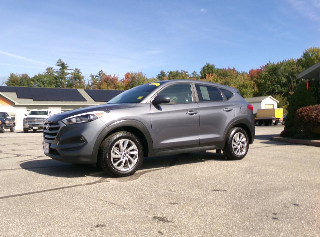 Used 2017 Hyundai Tucson SE w/ SE Popular Package 02 AWD/4WD image 33