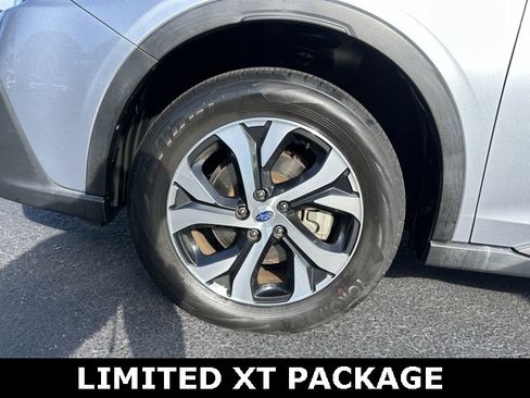 Used 2022 Subaru Outback Limited XT image 9