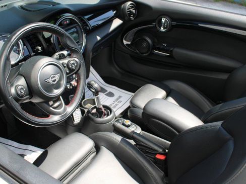 Used 2019 MINI Cooper S w/ Premium Package FWD image 49
