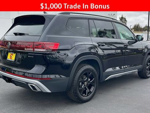New 2025 Volkswagen Atlas Peak Edition SE AWD/4WD image 7