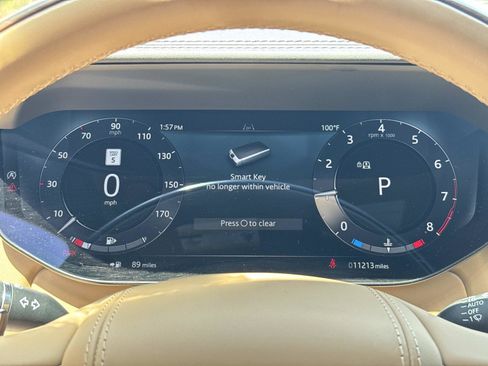 Certified 2025 Land Rover Range Rover Autobiography AWD/4WD image 32