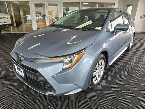 Used 2024 Toyota Corolla LE image 7