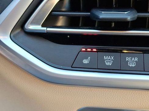 Certified 2022 BMW X5 xDrive40i w/ Premium Package image 26