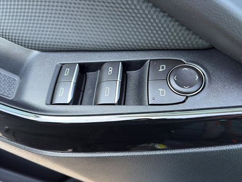 New 2026 Chevrolet Equinox RS image 16