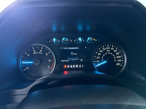 Used 2018 Ford F150 XLT w/ Equipment Group 302A Luxury image 9