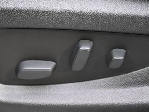 Used 2018 Chevrolet Silverado 1500 LTZ Z71 w/ Redline Edition image 14