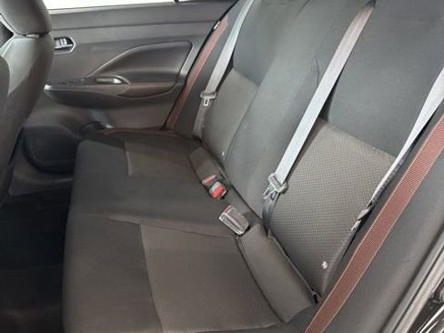 Certified 2022 Nissan Versa SR FWD image 17