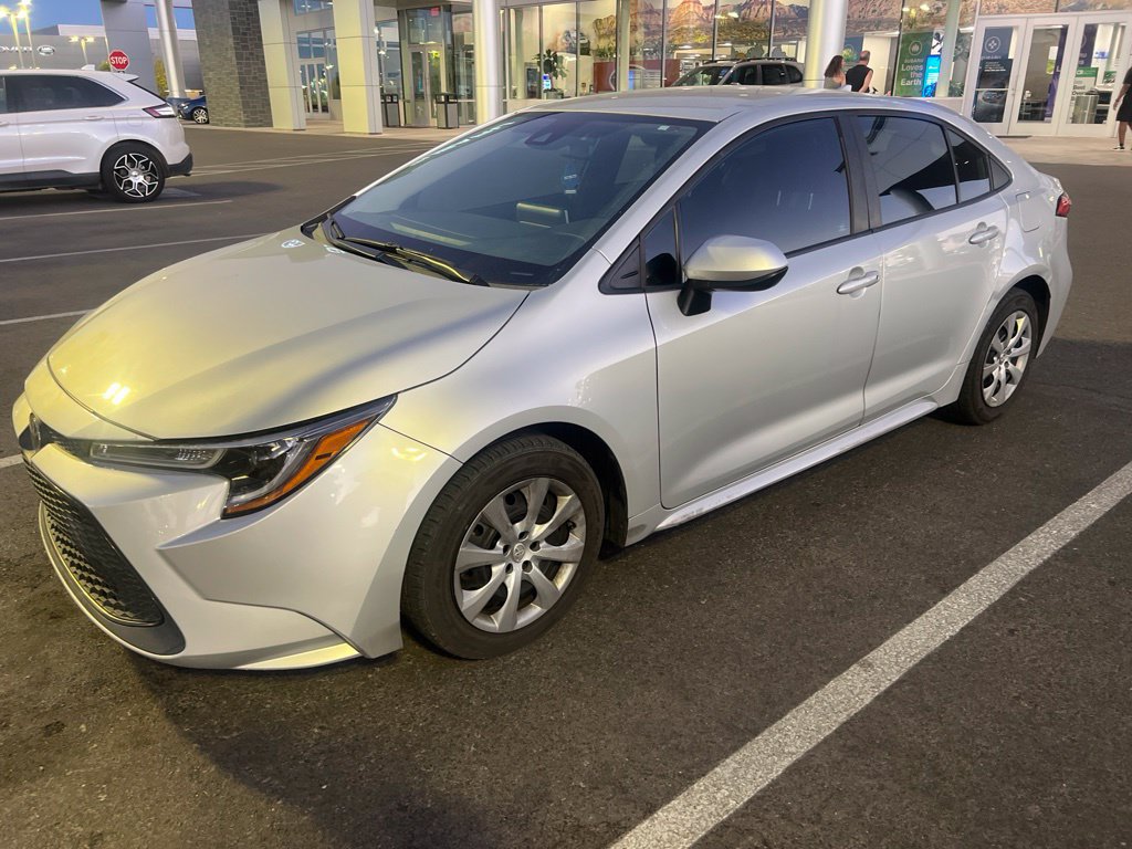 Used 2020 Toyota Corolla LE w/ Carpet Mat Package (TMS) FWD image 31