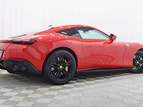 Used 2021 Ferrari Roma RWD image 10
