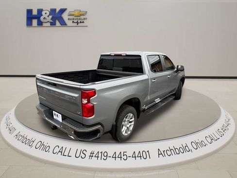 New 2026 Chevrolet Silverado 1500 LT w/ Z71 Off-Road Package AWD/4WD image 9