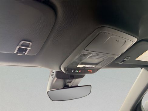 New 2026 Chevrolet Traverse Z71 w/ Driver Confidence Package image 25