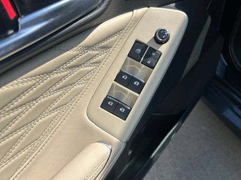 Certified 2020 Toyota Avalon Limited w/ Advanced Safety Package FWD image 12
