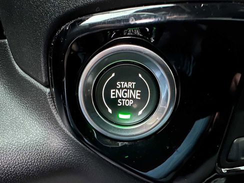 Used 2024 GMC Sierra 3500 SLE w/ SLE Convenience Package image 32