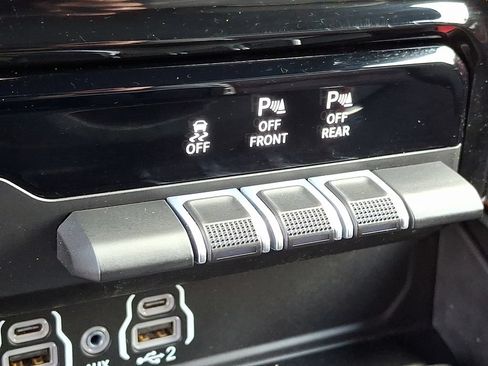 Certified 2026 RAM 1500 Rebel w/ Rebel Level 1 Equipment Group AWD/4WD image 25