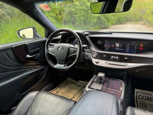 Used 2018 Lexus LS 500 AWD w/ Interior Upgrade Package image 28