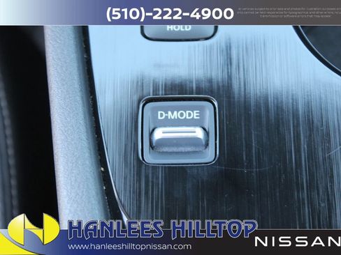 Used 2025 Nissan Rogue SV FWD image 21