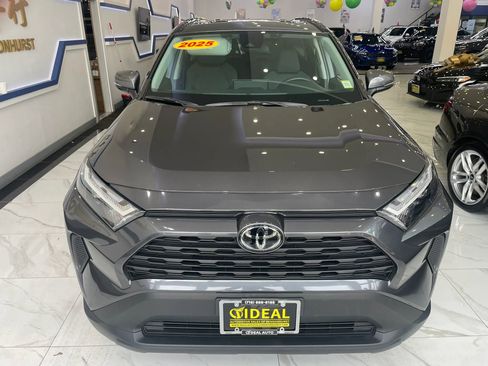 Used 2025 Toyota RAV4 XLE w/ Convenience Package image 2