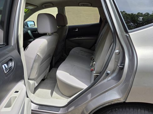 Used 2013 Nissan Rogue S w/ Special Edition Pkg AWD/4WD image 8