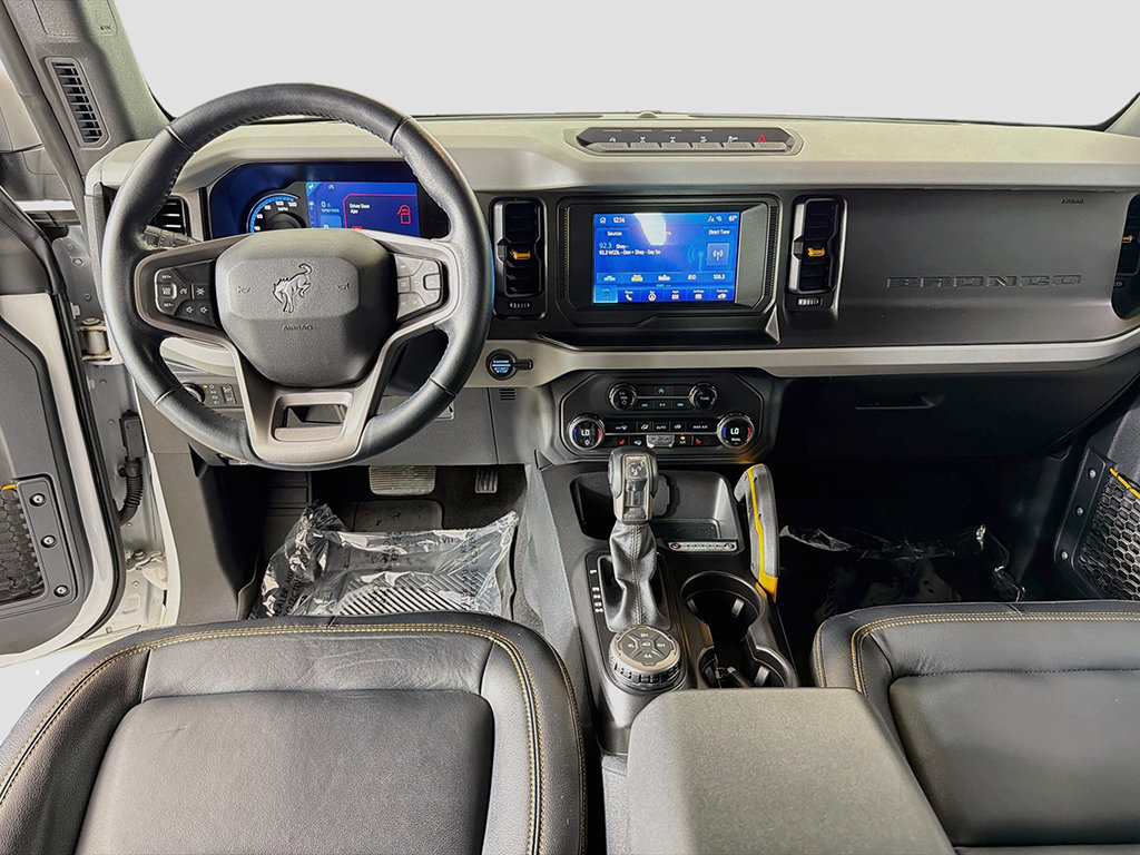 Used 2023 Ford Bronco Badlands w/ Sasquatch Package AWD/4WD image 27