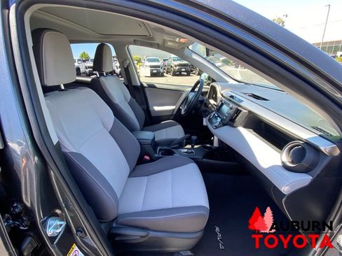 Used 2014 Toyota RAV4 XLE AWD/4WD image 13