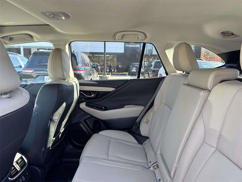 New 2025 Subaru Outback Limited image 11