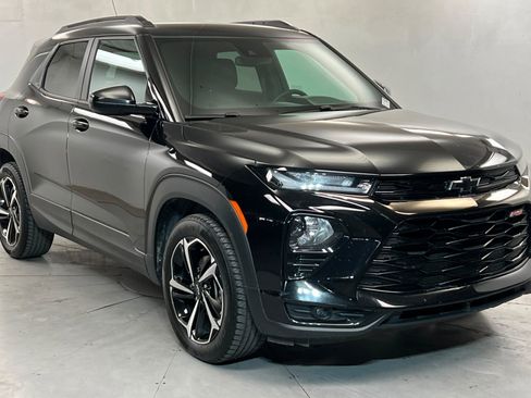 Used 2022 Chevrolet TrailBlazer RS FWD image 8
