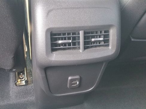 Certified 2023 GMC Terrain SLE w/ Driver Convenience Package AWD/4WD image 11