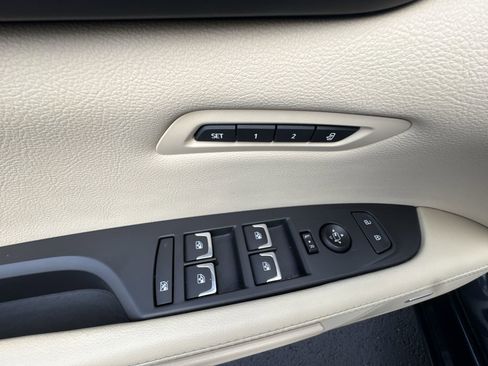 Used 2019 Cadillac CT6 Luxury w/ Driver Awareness Package image 13