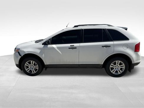 Used 2011 Ford Edge SE w/ 101A Rapid Spec Order Code image 3