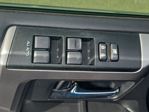 Used 2021 Toyota 4Runner Limited image 27