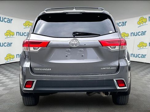 Used 2018 Toyota Highlander Limited image 5