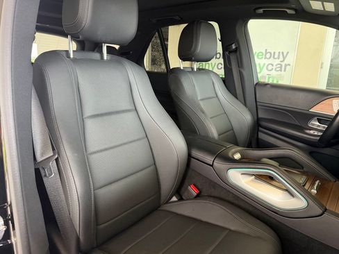 Used 2025 Mercedes-Benz GLE 350 4MATIC image 22