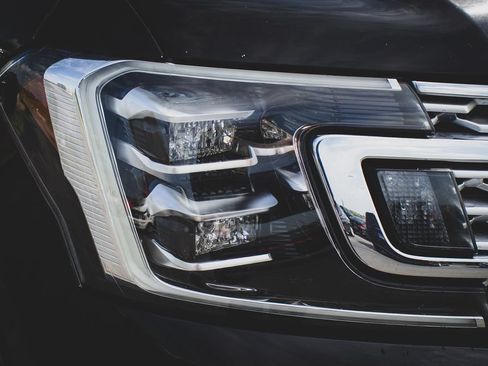 Used 2019 Ford Expedition Max Platinum AWD/4WD image 40
