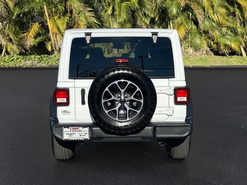 Used 2024 Jeep Wrangler Sport S image 6