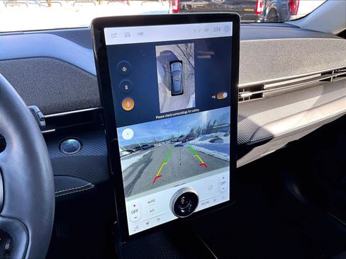 Used 2021 Ford Mustang Mach-E Premium image 19