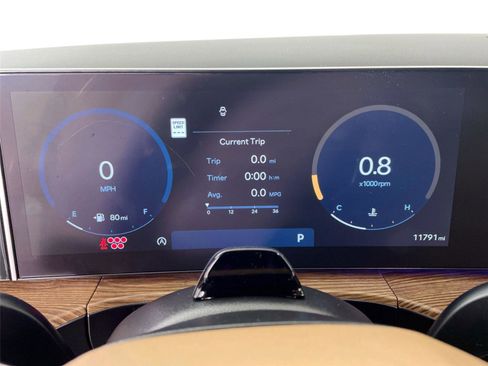 Used 2025 Hyundai Santa Fe Limited image 13