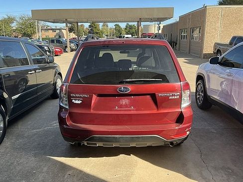 Used 2010 Subaru Forester 2.5X Premium image 4